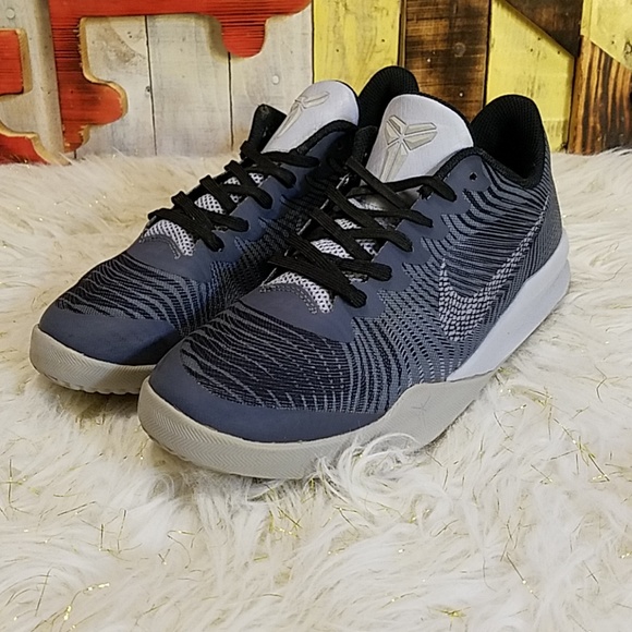 Nike Other - Nike Kobe Mentality II Mens Size 7